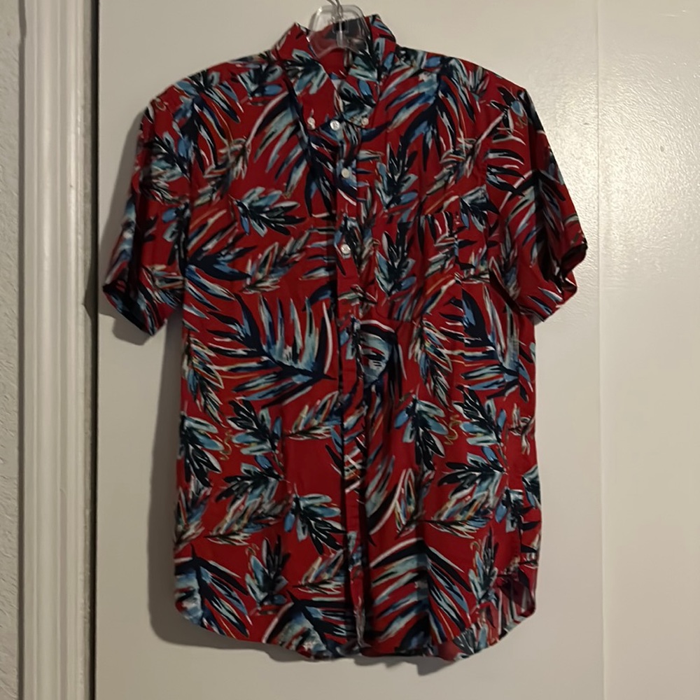 Men’s Gap Hawaiian Print SS Button Down